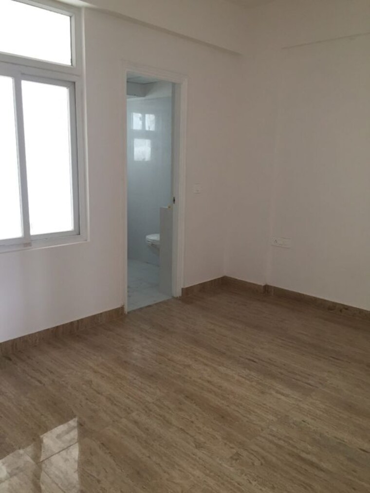 Room, kalli paschim 2 Bedroom 1100 Sq.Ft. Apartment In Kalli Paschim Lucknow 9985591