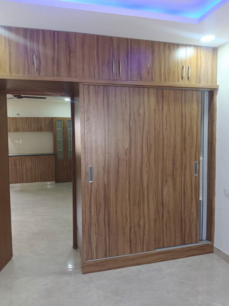 Room, manikonda 3 Bedroom 1650 Sq.Ft. Apartment In Manikonda Hyderabad 9985620