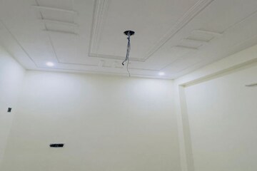 Room in 2 BHK Builder Floor at Chattarpur – for Rent