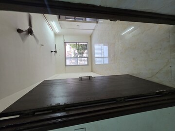 1 BHK Apartment For Rent in Jay Amrat Apartment, Malad West