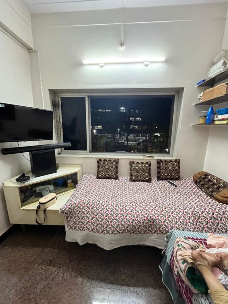 Bedroom, worli 1.5 Bedroom 563 Sq.Ft. Builder Floor In Worli Mumbai 9984485