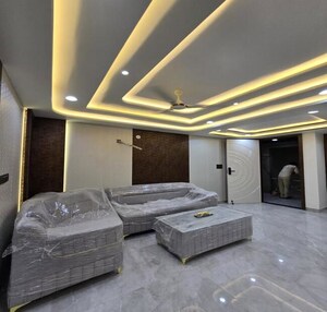 Living Room in 3 BHK Apartment at Amrapali Golf Homes, Sector 4 Greater Noida – for Sale