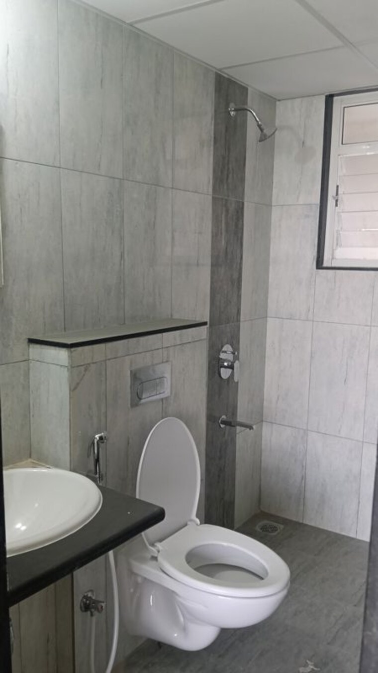 Bathroom, kolte-patil-life-republic-r-10 2 Bedroom 650 Sq.Ft. Apartment In Hinjewadi Pune 9961025