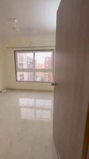 Room in 2 BHK Apartment at Aashna Samadhan, Goregaon West – for Rent