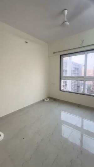 Room in 2 BHK Apartment at Aashna Samadhan, Goregaon West – for Rent