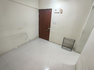 Room in 1 RK Apartment at Buttepatil Gulab Heights, Shivajinagar – for Rent