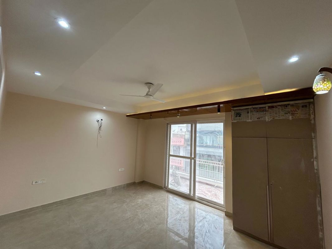4 BHK Builder Floor For Sale in Green Fields Colony