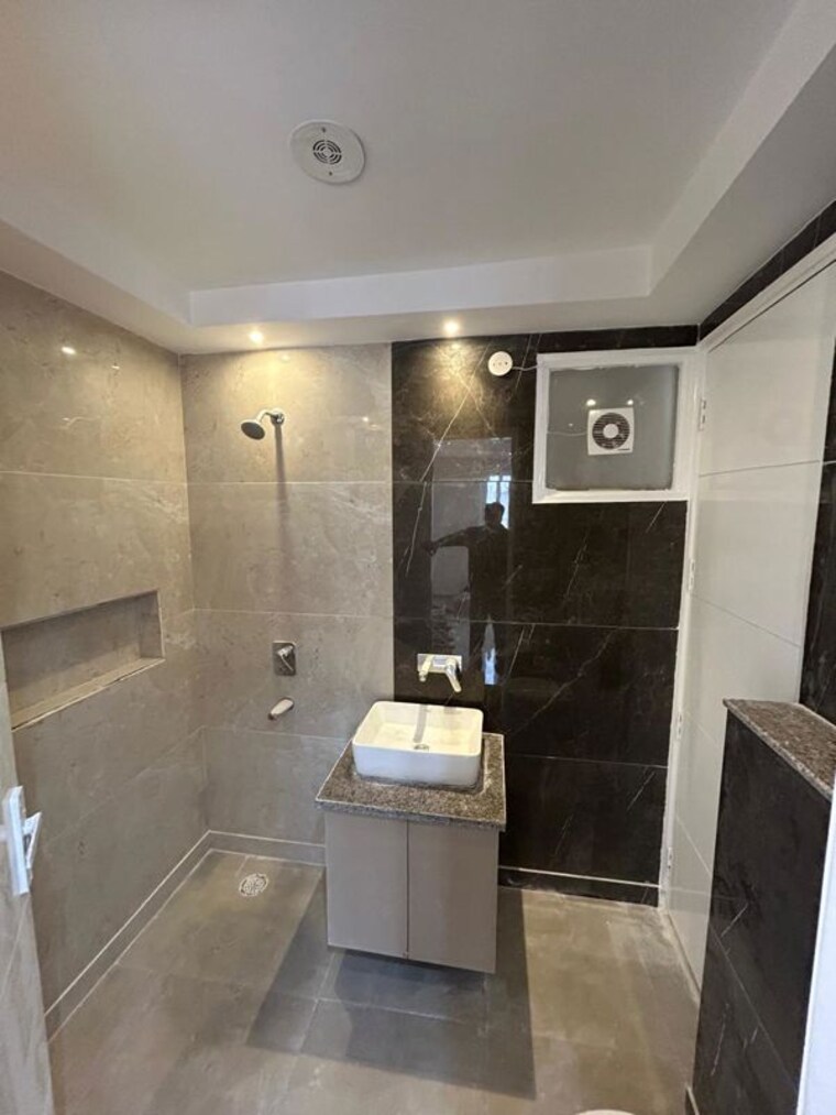 Kitchen, green fields colony 4 Bedroom 2210 Sq.Ft. Builder Floor In Green Fields Colony Faridabad 9985681