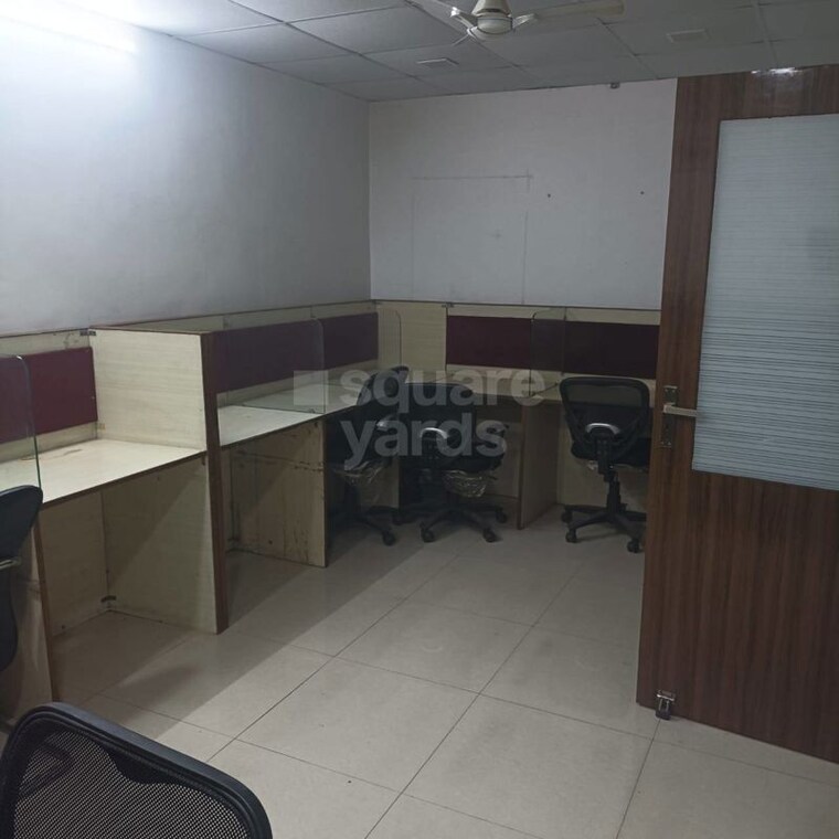 Team Area, vibhuti khand Commercial Office Space 910 Sq.Ft. In Vibhuti Khand Lucknow 9985664