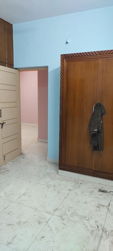 Room in 2 BHK Independent House at Jeevan Bima Nagar – for Rent