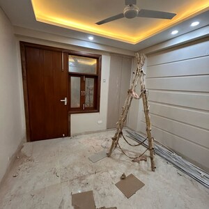 Room in 3 BHK Builder Floor at Chattarpur – for Sale