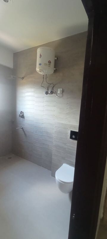 Bathroom in 3 BHK Apartment at Kandaghat – for Sale