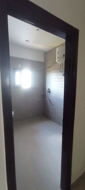 Bathroom in 3 BHK Apartment at Kandaghat – for Sale