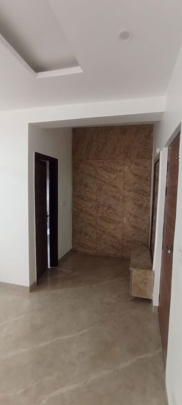 Room in 3 BHK Apartment at Kandaghat – for Sale