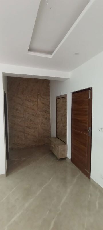 Room in 3 BHK Apartment at Kandaghat – for Sale