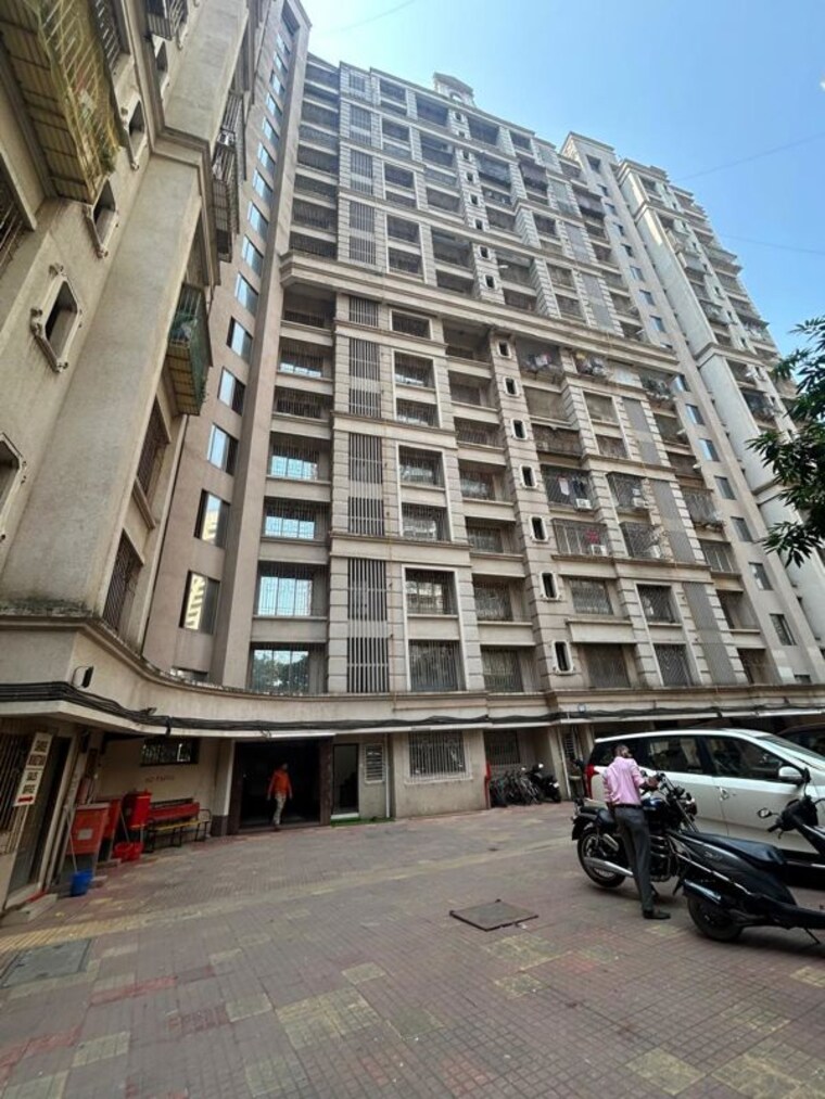Exterior View, shree-niketan 3 Bedroom 900 Sq.Ft. Apartment In Kandivali West Mumbai 9985777