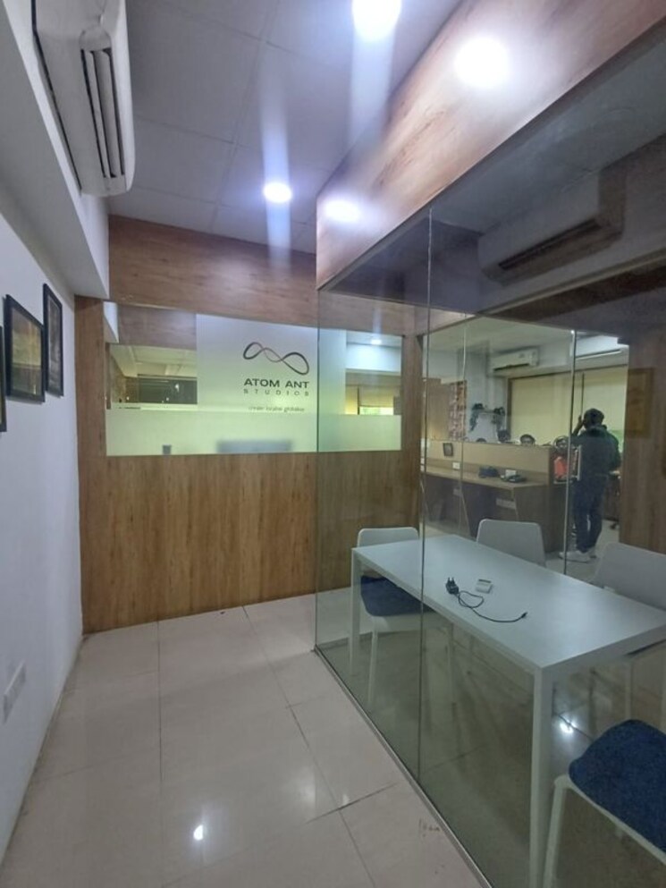 Team Area, knox-plaza Commercial Office Space 900 Sq.Ft. In Malad West Mumbai 9985781