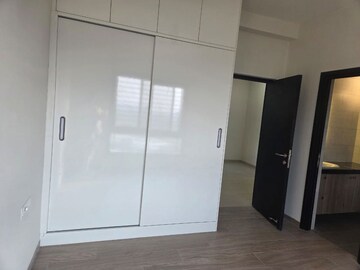 Room in 3 BHK Apartment at Chintels Serenity, Sector 109 – for Rent