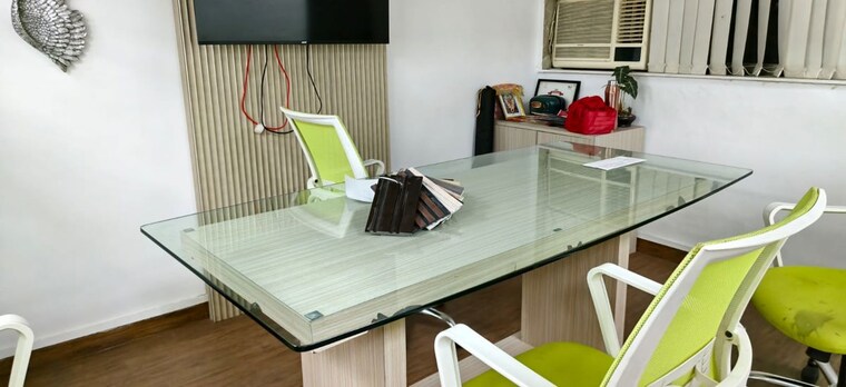 Team Area, kane-plaza Commercial Office Space 915 Sq.Ft. In Malad West Mumbai 9985850