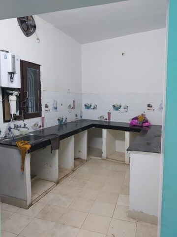 Kitchen in 3 BHK Apartment at Gulmohar Apartments Hazratganj, Hazratganj – for Rent