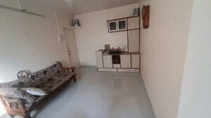 Room in 2 BHK Apartment at Riverview Residency, Sinhagad Road – for Rent