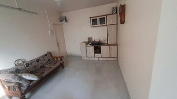 Room in 2 BHK Apartment at Riverview Residency, Sinhagad Road – for Rent