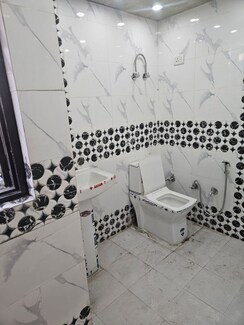 1 BHK Builder Floor For Rent in Maya Homes
