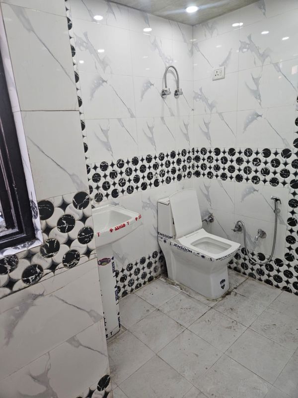 1 BHK Builder Floor For Rent in Maya Homes