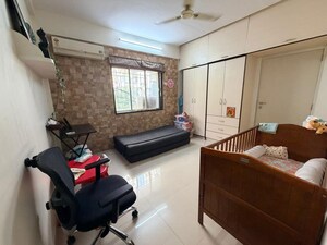 Living Room in 3 BHK Apartment at Amber Croft Enex Apartment, Pali Hill – for Rent