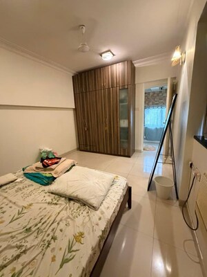 Bedroom in 3 BHK Apartment at Amber Croft Enex Apartment, Pali Hill – for Rent