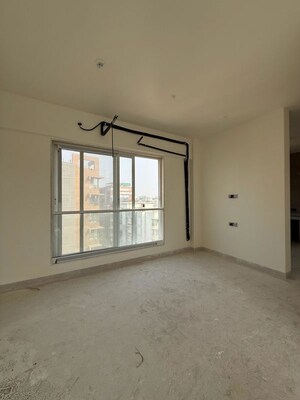 Room in 3 BHK Apartment at Sunita CHS Santacruz, Santacruz West – for Rent