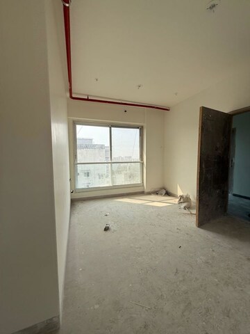 Room in 3 BHK Apartment at Sunita CHS Santacruz, Santacruz West – for Rent