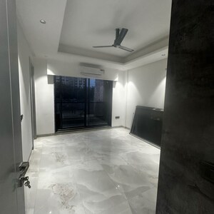 Bathroom in 2 BHK Builder Floor at Sector 57 – for Rent