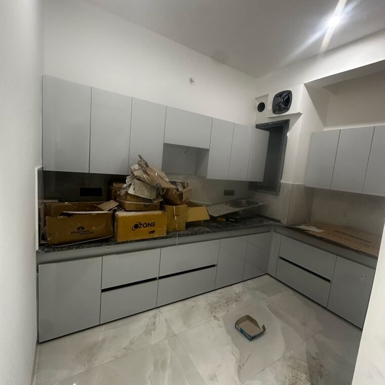 Kitchen, sector 57 2 Bedroom 263 Sq.Yd. Builder Floor In Sector 57 Gurgaon 9985937