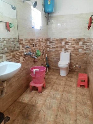 Bathroom in 1.5 BHK Independent House at Ameenpur – for Rent