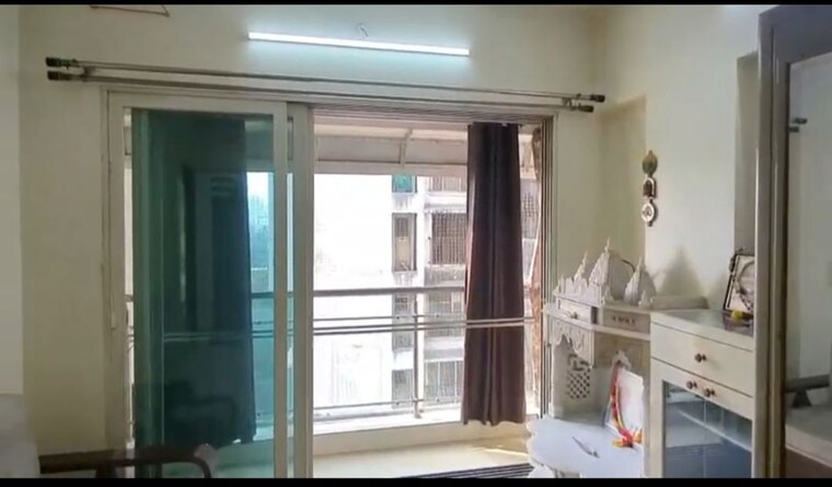 Room, kabra-mangal-kripa 2 Bedroom 850 Sq.Ft. Apartment In Goregaon West Mumbai 9985977