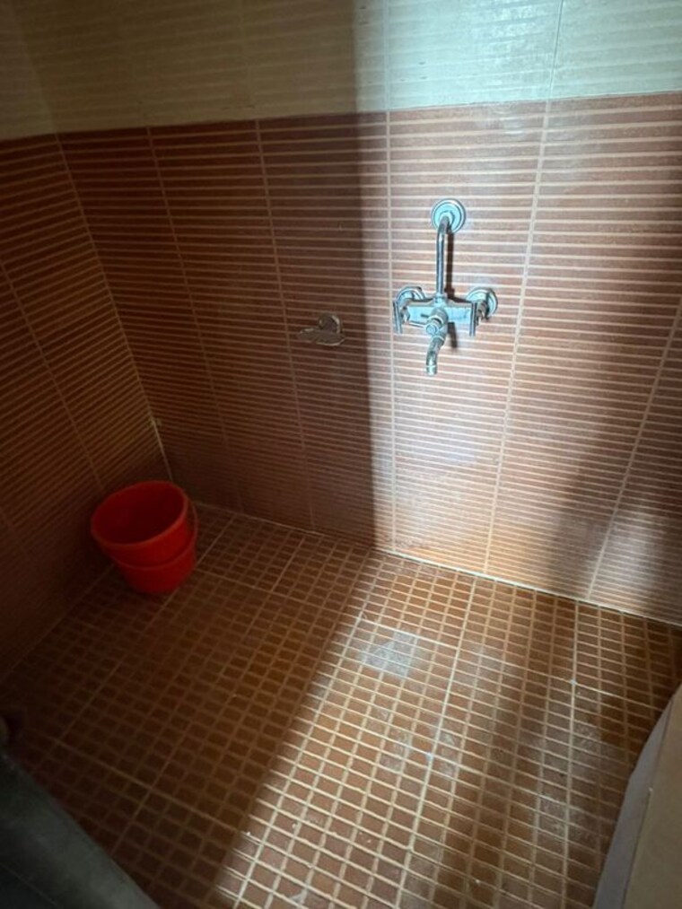 Bathroom, ganesh-nabhangan 3 Bedroom 1100 Sq.Ft. Apartment In Dhayari Pune 9985978