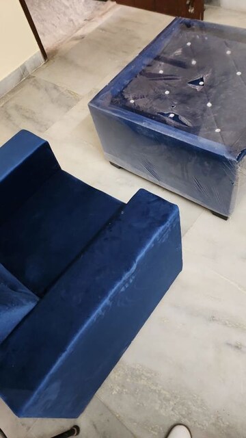 Furnished Amenities in 2 BHK Apartment at Saket – for Rent