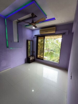 Room in 1 BHK Apartment at Jogeshwari East – for Rent