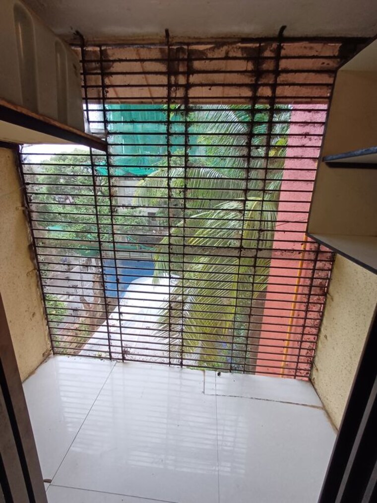 Balcony, jogeshwari east 1 Bedroom 420 Sq.Ft. Apartment In Jogeshwari East Mumbai 9985980