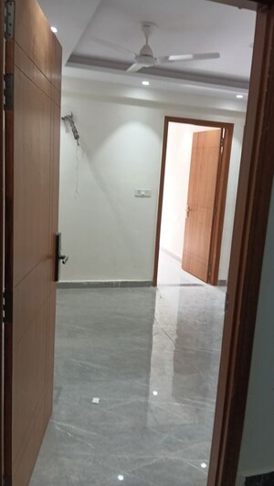 Room in 3 BHK Builder Floor at Chattarpur – for Sale