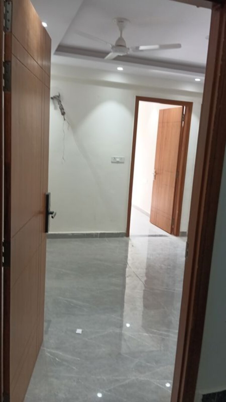 Room, chattarpur 3 Bedroom 1100 Sq.Ft. Builder Floor In Chattarpur Delhi 9986000