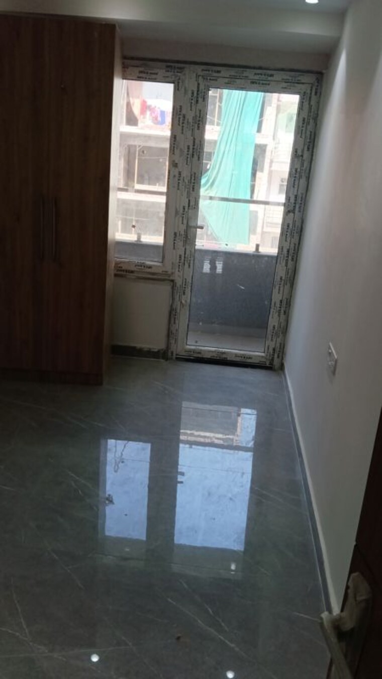 Room, chattarpur 3 Bedroom 1100 Sq.Ft. Builder Floor In Chattarpur Delhi 9986000