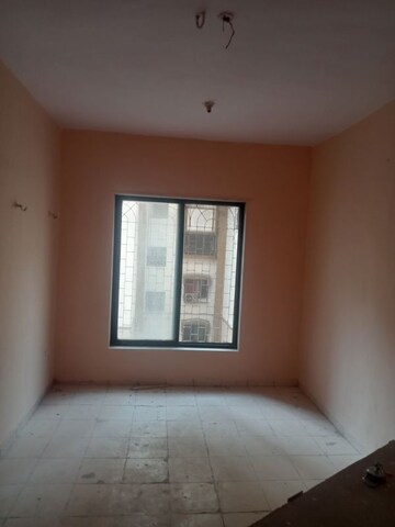 Room in 1 BHK Apartment at Evergreen city, Mira Road – for Sale