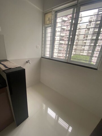 Room in 2 BHK Apartment at Pethkar Siyona, Punawale – for Rent