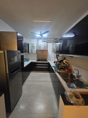 Team Area in 3 BHK Builder Floor at Safdarjung Enclave – for Rent