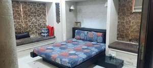 Bedroom in 3 BHK Apartment at Bandra West – for Rent