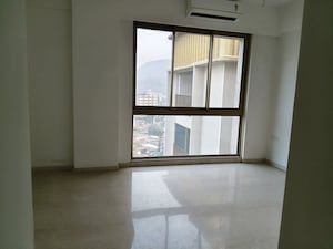 Room in 5 BHK Builder Floor at Godrej RKS, Chembur – for Sale