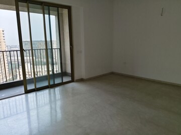 Room in 5 BHK Builder Floor at Godrej RKS, Chembur – for Sale