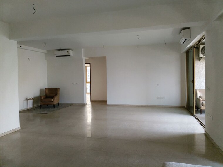Room, godrej-rks 5 Bedroom 3058 Sq.Ft. Builder Floor In Chembur Mumbai 9986050